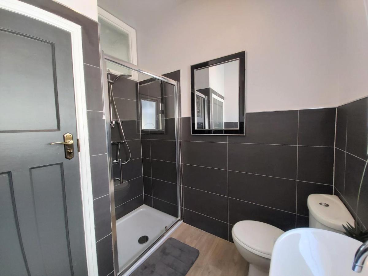 Апартаменти Beautifully Renovated 2 Bed Flat - Close To Beach Саутенд-он-Сі Екстер'єр фото