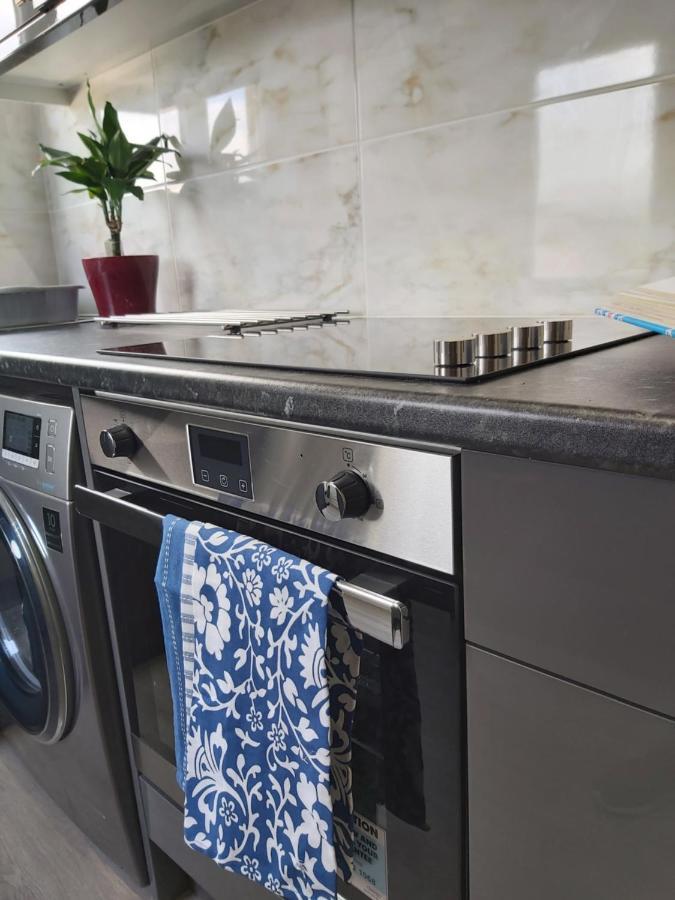 Апартаменти Beautifully Renovated 2 Bed Flat - Close To Beach Саутенд-он-Сі Екстер'єр фото